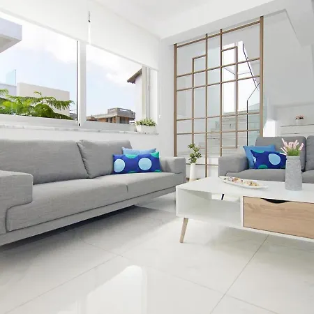 Villa Atlevh35 *