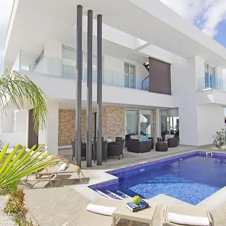 Atlevh35 Villa *